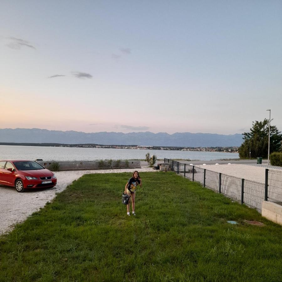 B & R Summer Breeze Apartments 宁 外观 照片