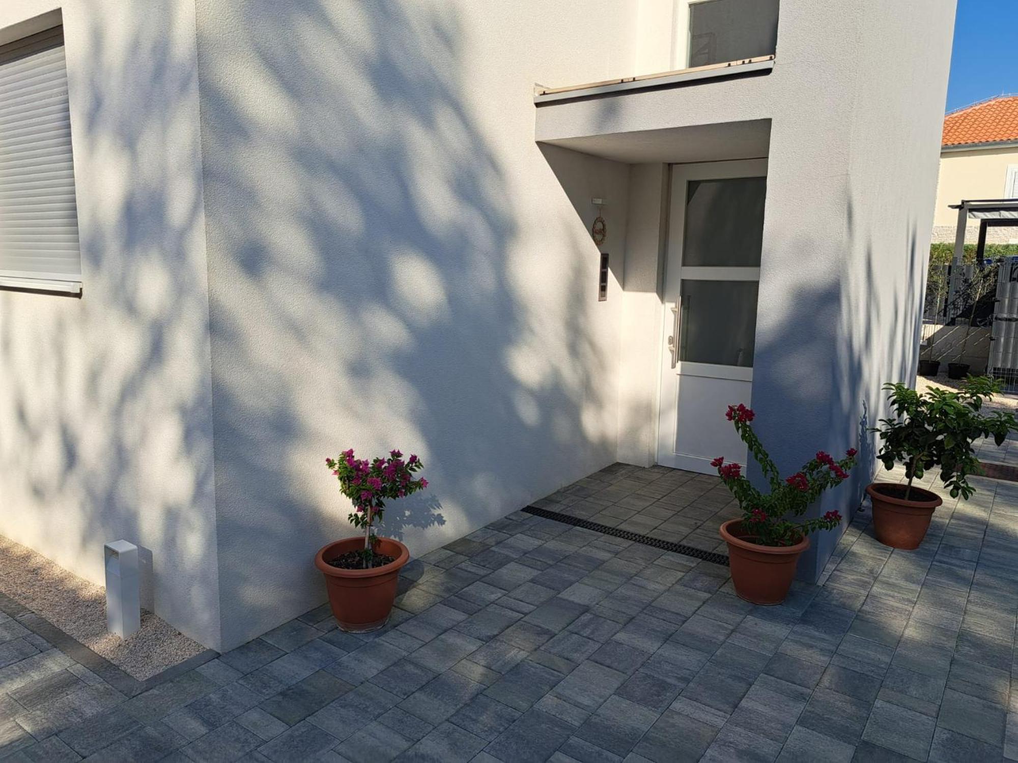 B & R Summer Breeze Apartments 宁 外观 照片