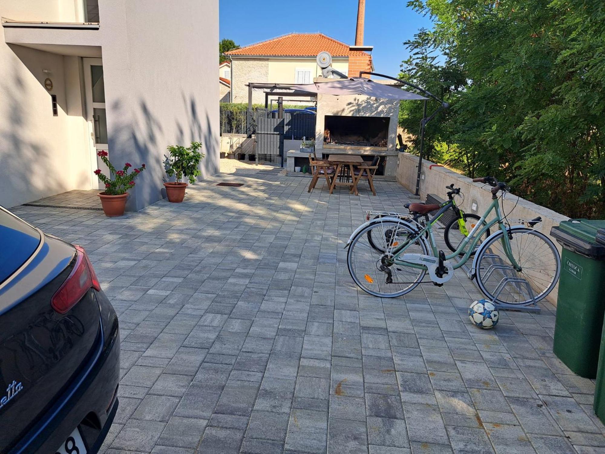 B & R Summer Breeze Apartments 宁 外观 照片
